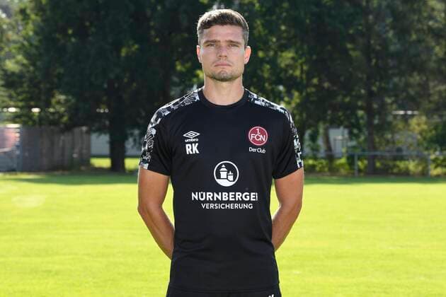 13.08.2020 - 1. FC Nuernberg FCN Club - Saison 2020 2021 - Fototermin Porträttermin - - Robert Klauß Klauss (Trainer Cheftrainer 1. FC Nürnberg FCN ) Einzelbild Einzelfoto Portrait Porträt Kopfbild