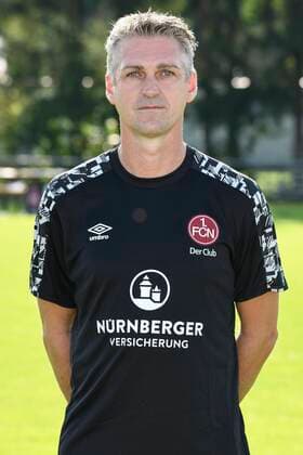13.08.2020 - 1. FC Nuernberg FCN Club - Saison 2020 2021 - Fototermin Porträttermin - - Marko Riegel (Zeugwart 1. FC Nürnberg FCN ) Einzelbild Einzelfoto Portrait Porträt Kopfbild