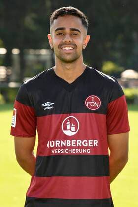 13.08.2020 - 1. FC Nuernberg FCN Club - Saison 2020 2021 - Fototermin Porträttermin - - Sapreet Singh (8, 1. FC Nürnberg FCN ) Einzelbild Einzelfoto Portrait Porträt Kopfbild