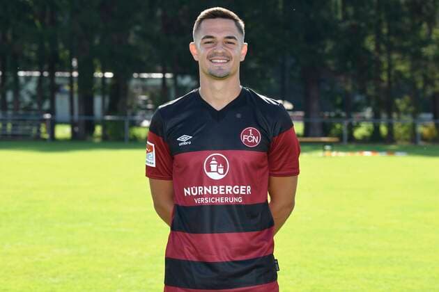 13.08.2020 - 1. FC Nuernberg FCN Club - Saison 2020 2021 - Fototermin Porträttermin - - Nikola Dovedan (10, 1. FC Nürnberg FCN ) Einzelbild Einzelfoto Portrait Porträt Kopfbild