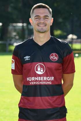 13.08.2020 - 1. FC Nuernberg FCN Club - Saison 2020 2021 - Fototermin Porträttermin - - Nikola Dovedan (10, 1. FC Nürnberg FCN ) Einzelbild Einzelfoto Portrait Porträt Kopfbild