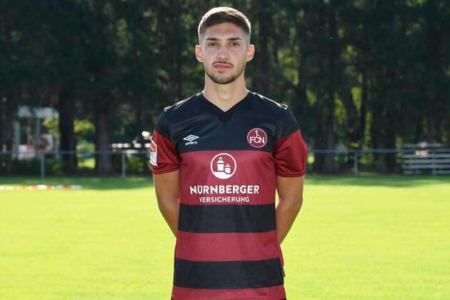 13.08.2020 - 1. FC Nuernberg FCN Club - Saison 2020 2021 - Fototermin Porträttermin - - Adam Gnezda Cerin (16, 1. FC Nürnberg FCN ) Einzelbild Einzelfoto Portrait Porträt Kopfbild