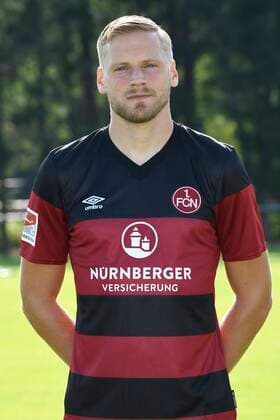 13.08.2020 - 1. FC Nuernberg FCN Club - Saison 2020 2021 - Fototermin Porträttermin - - Hanno Behrens (18, 1. FC Nürnberg FCN ) Einzelbild Einzelfoto Portrait Porträt Kopfbild