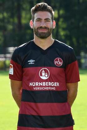 13.08.2020 - 1. FC Nuernberg FCN Club - Saison 2020 2021 - Fototermin Porträttermin - - Enrico Valentini (22, 1. FC Nürnberg FCN ) Einzelbild Einzelfoto Portrait Porträt Kopfbild