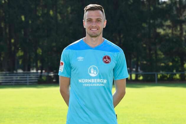 13.08.2020 - 1. FC Nuernberg FCN Club - Saison 2020 2021 - Fototermin Porträttermin - - Christian Früchtl Fruechtl ( 1. FC Nürnberg FCN ) Einzelbild Einzelfoto Portrait Porträt Kopfbild