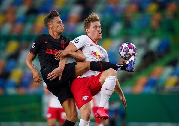 RB LEIPZIG - ATLETICO MADRID, Football UEFA Champions League Lisbon, Portugal, 13th August 2020, Marcos Llorente (Atletico), Marcel Halstenberg (RBL) in the quarterfinal UEFA Champions League match final tournament RB LEIPZIG - ATLETICO MADRID in Season 2019 2020. Photographer: Peter Schatz Pool - UEFA REGULATIONS PROHIBIT ANY USE OF PHOTOGRAPHS as IMAGE SEQUENCES and or QUASI-VIDEO - National and international News-Agencies OUT Editorial Use ONLY Lisbon Portugal