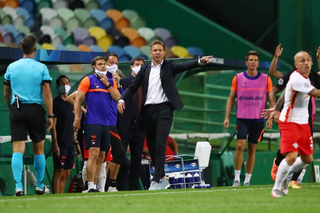 FOOTBALL : RB Leipzig vs Atletico Madrid - 1 4 - Phase finale - UEFA Ligue des Champions - Final 8 - Lisbonne - 13 08 2020 LISBON, PORTUGAL - AUGUST 13: Julian Nagelsmann, Head Coach of RB Leipzig gives his team instructions during the UEFA Champions League Quarter Final match between RB Leipzig and Club Atletico de Madrid at Estadio Jose Alvalade on August 13, 2020 in Lisbon, Portugal. Lisbonne Portugal