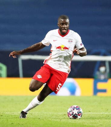 RB Leipzig - Atletico Madrid 13.08.2020 Lissabon, 13.08.2020, Estadio Jose Alvalade, Fussball, UEFA Champions League, Viertelfinale , RB Leipzig vs. Atletico Madrid , Im Bild: Dayot Upamecano (5, RB Leipzig) , UEFA regulations prohibit any use of photographs as image sequences and or quasi-video , Nur für journalistische Zwecke! Only for editorial use! Foto: PICTURE POINT S. Sonntag Poolfoto , Lissabon Lissabon Portugal