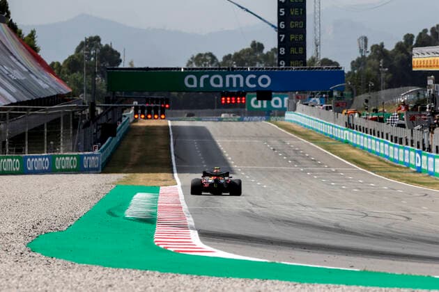 Motorsports: FIA Formula One World Championship, WM, Weltmeisterschaft 2020, Grand Prix of Spain, 23 Alexander Albon (THA, Aston Martin Red Bull Racing), Barcelona Spain