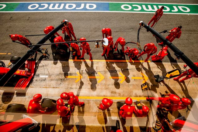 Motorsports: FIA Formula One World Championship, WM, Weltmeisterschaft 2020, Grand Prix of Spain, Mechanic of Scuderia Ferrari Mission Winnow during pit stop practice Barcelona Spain
