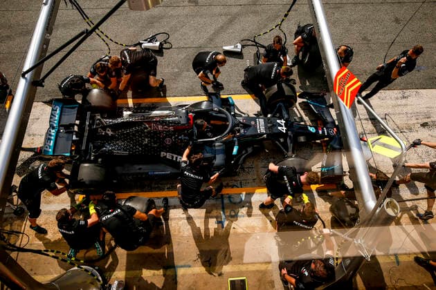 Motorsports: FIA Formula One World Championship, WM, Weltmeisterschaft 2020, Grand Prix of Spain, Mechanic of Mercedes-AMG Petronas Formula One Team during pit stop practice Barcelona Spain