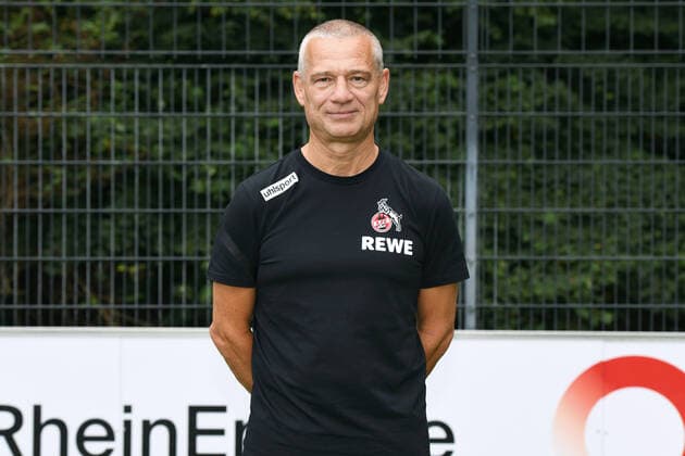 Busfahrer Michael Liebetrut; 1. FC Köln; 1.BL, Porträttermin 2020 2021
