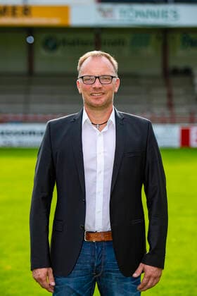 Raimund Bertels (Präsident); Club Verl 1924; 3.Liga, Porträttermin 2020 2021, Copyright: xChristopherxNeundorfx xKirchner-Mediax