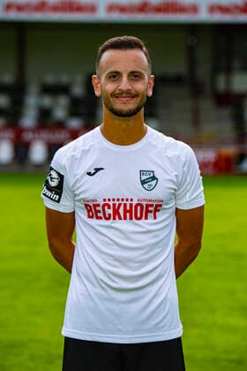 Mehmet Kurt; Club Verl 1924; 3.Liga, Porträttermin 2020 2021, Copyright: xChristopherxNeundorfx xKirchner-Mediax