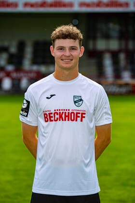 Julian Schwermann; Club Verl 1924; 3.Liga, Porträttermin 2020 2021, Copyright: xChristopherxNeundorfx xKirchner-Mediax