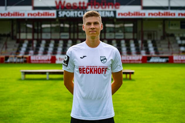 Lasse Jürgensen; Club Verl 1924; 3.Liga, Porträttermin 2020 2021, Copyright: xChristopherxNeundorfx xKirchner-Mediax