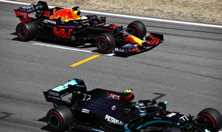 Motorsports: FIA Formula One World Championship, WM, Weltmeisterschaft 2020, Grand Prix of Spain Motorsports: FIA Formula One World Championship 2020, Grand Prix of Spain, 33 Max Verstappen (NLD, Aston Martin Red Bull Racing), 77 Valtteri Bottas (FIN, Mercedes-AMG Petronas Formula One Team),