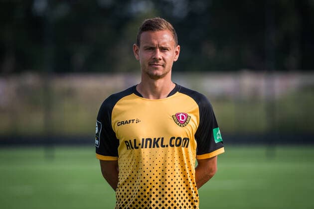 Chris Löwe (Loewe); Porträtfotos der SG Dynamo Dresden; Fußball, Fussball, 3. Liga, Saison 2020 2021, Kopf, Kopffoto, Porträt, Portrait, AOK Plus Walter-Fritzsch-Akademie Dresden; 14. August 2020;