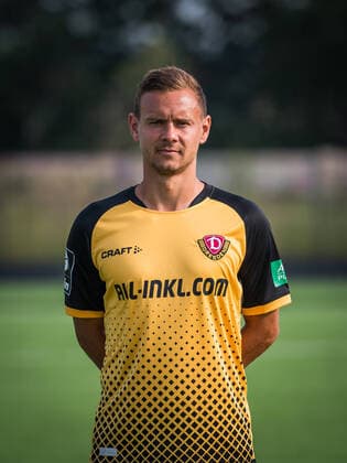 Chris Löwe (Loewe); Porträtfotos der SG Dynamo Dresden; Fußball, Fussball, 3. Liga, Saison 2020 2021, Kopf, Kopffoto, Porträt, Portrait, AOK Plus Walter-Fritzsch-Akademie Dresden; 14. August 2020;