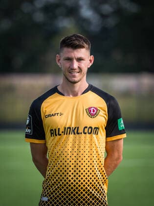Robin Becker; Porträtfotos der SG Dynamo Dresden; Fußball, Fussball, 3. Liga, Saison 2020 2021, Kopf, Kopffoto, Porträt, Portrait, AOK Plus Walter-Fritzsch-Akademie Dresden; 14. August 2020;