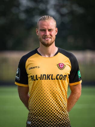 Sebastian Mai; Porträtfotos der SG Dynamo Dresden; Fußball, Fussball, 3. Liga, Saison 2020 2021, Kopf, Kopffoto, Porträt, Portrait, AOK Plus Walter-Fritzsch-Akademie Dresden; 14. August 2020;