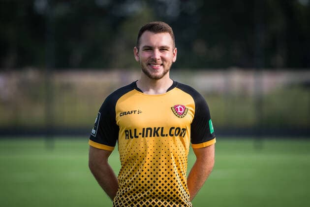 Justin Leo Löwe (Loewe); Porträtfotos der SG Dynamo Dresden; Fußball, Fussball, 3. Liga, Saison 2020 2021, Kopf, Kopffoto, Porträt, Portrait, AOK Plus Walter-Fritzsch-Akademie Dresden; 14. August 2020;