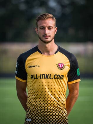 Pascal Sohm; Porträtfotos der SG Dynamo Dresden; Fußball, Fussball, 3. Liga, Saison 2020 2021, Kopf, Kopffoto, Porträt, Portrait, AOK Plus Walter-Fritzsch-Akademie Dresden; 14. August 2020;