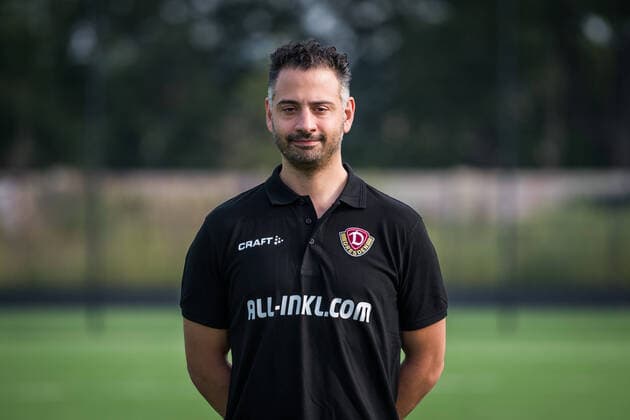 Dr. Onays Al-Sadi (Mannschaftsarzt); Porträtfotos der SG Dynamo Dresden; Fußball, Fussball, 3. Liga, Saison 2020 2021, Kopf, Kopffoto, Porträt, Portrait, AOK Plus Walter-Fritzsch-Akademie Dresden; 14. August 2020;