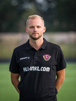 Jacob Wolf (Sportwissenschaftler); Porträtfotos der SG Dynamo Dresden; Fußball, Fussball, 3. Liga, Saison 2020 2021, Kopf, Kopffoto, Porträt, Portrait, AOK Plus Walter-Fritzsch-Akademie Dresden; 14. August 2020;