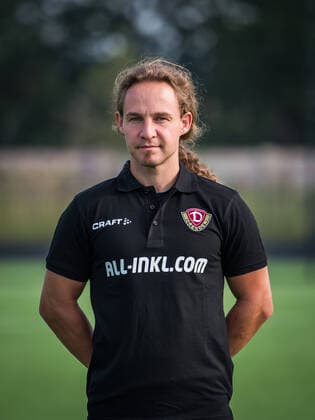 Tobias Lange (Physiotherapeut und Reha-Trainer); Porträtfotos der SG Dynamo Dresden; Fußball, Fussball, 3. Liga, Saison 2020 2021, Kopf, Kopffoto, Porträt, Portrait, AOK Plus Walter-Fritzsch-Akademie Dresden; 14. August 2020;