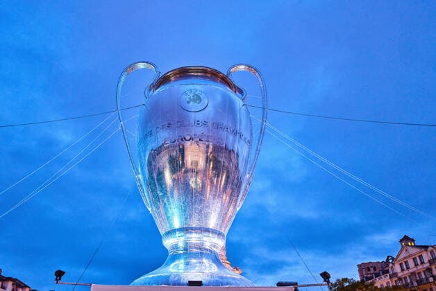 Preview images Football UEFA Champions League FC BAYERN MUENCHEN - OLYMPIC LYON, RB LEIPZIG - PARIS SG Lisbon, Lissabon, Portugal, 16th August 2020. Preview with a huge inflatable UEFA Champions League Trophy on Place DOM PEDRO IV before the semifinal match UEFA Champions League, final tournament FC BAYERN MUENCHEN - OLYMPIC LYON, RB LEIPZIG - PARIS SG in Season 2019 2020 Photographer: Peter Schatz Pool , via Eibner-Pressefoto , via Eibner-Pressefoto - UEFA REGULATIONS PROHIBIT ANY USE OF PHOTOGRAPHS as IMAGE SEQUENCES and or QUASI-VIDEO - National and international News-Agencies OUT Editorial Use ONLY Lisbon Estadio da Luz de Benfica Portugal
