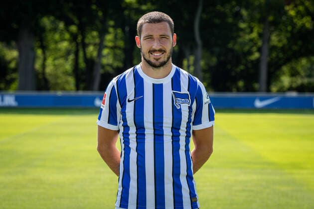 Fussball Berlin 17.08.2020 Saison 2020 2021 1. BL DFL Hertha BSC Berlin Porträttermin 2020 2021 Mathew Leckie (Hertha BSC, No.11)