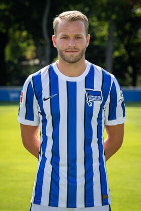 Fussball Berlin 17.08.2020 Saison 2020 2021 1. BL DFL Hertha BSC Berlin Porträttermin 2020 2021 Pascal Köpke (Hertha BSC, No.14)
