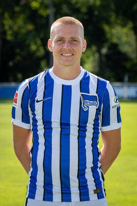 Fussball Berlin 17.08.2020 Saison 2020 2021 1. BL DFL Hertha BSC Berlin Porträttermin 2020 2021 Santiago Ascacibar (Hertha BSC, No.18)