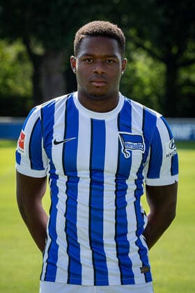 Fussball Berlin 17.08.2020 Saison 2020 2021 1. BL DFL Hertha BSC Berlin Porträttermin 2020 2021 Daishawn Redan (Hertha BSC, No.33)