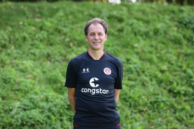 Mannschaftsarzt Dr. Volker Carrero (St.Pauli) 17.08.20, Hamburg, Media Day, FC St.Pauli, Fussball, GER, Saison 2020 2021, 2. Bundesliga, Mannschaftsfototermin, Porträt Termin Witters Pool via Thorsten Baering EDITORIAL USE ONLY
