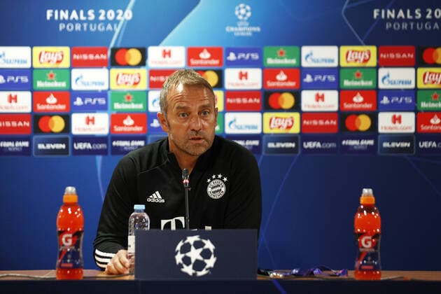 FOOTBALL : Bayern Munich vs Olympique Lyonnais - Conference de presse et Entrainement - 1 2 - Phase finale - UEFA Ligue des Champions - Final 8 - Lisbonne - 18 08 2020 LISBON, PORTUGAL - AUGUST 18: Hans-Dieter Flick, Head Coach of Bayern Munich speaks to the media during a press conference, PK, Pressekonferenz ahead of their UEFA Champions League Semi Final match against Olympique Lyonnais at Estadio do Lisboa e Benfica on August 18, 2020 in Lisbon, Portugal. Lisbonne Portugal
