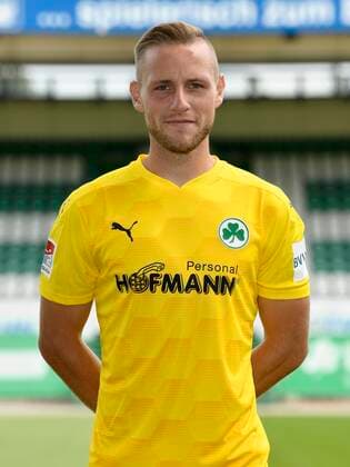 SpVgg Spielvereinigung Greuther Fürth ( Kleeblatt ) - Saison 2020 2021 - Fototermin Porträttermin - - Marius Funk (1, SpVgg Greuther Fürth ) Einzelbild Einzelfoto Portrait Porträt Kopfbild