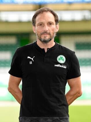 SpVgg Spielvereinigung Greuther Fürth ( Kleeblatt ) - Saison 2020 2021 - Fototermin Porträttermin - - Carsten Klee (Chef-Physio SpVgg Greuther Fürth ) Einzelbild Einzelfoto Portrait Porträt Kopfbild