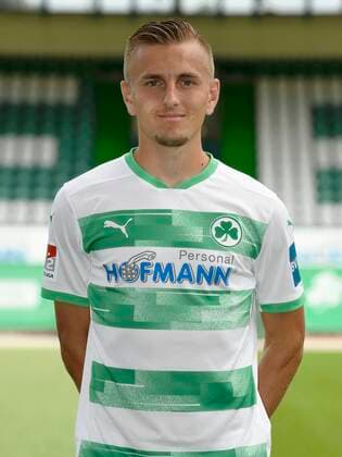 SpVgg Spielvereinigung Greuther Fürth ( Kleeblatt ) - Saison 2020 2021 - Fototermin Porträttermin - - Alexander Lungwitz (36, SpVgg Greuther Fürth ) Einzelbild Einzelfoto Portrait Porträt Kopfbild