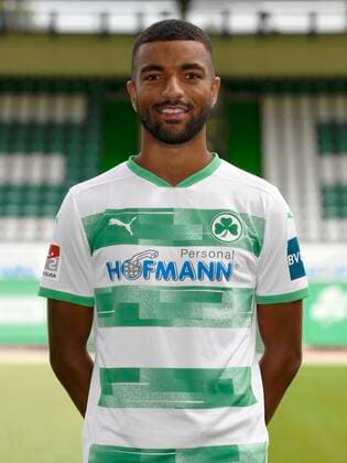 SpVgg Spielvereinigung Greuther Fürth ( Kleeblatt ) - Saison 2020 2021 - Fototermin Porträttermin - - Timothy Tillman (21, SpVgg Greuther Fürth ) Einzelbild Einzelfoto Portrait Porträt Kopfbild
