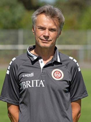 19.08.2020, xjhx, Fussball 3.Liga, SV Wehen Wiesbaden - Fototermin Saison 2020 21 emspor, PortraÌˆttermin 2020 2021, Dr. Tammo Quitzau (Mannschaftsarzt Hygienebeauftragter) Wiesbaden