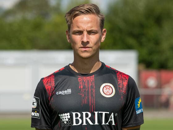 19.08.2020, xjhx, Fussball 3.Liga, SV Wehen Wiesbaden - Fototermin Saison 2020 21 emspor, PortraÌˆttermin 2020 2021, Phillip Tietz Wiesbaden