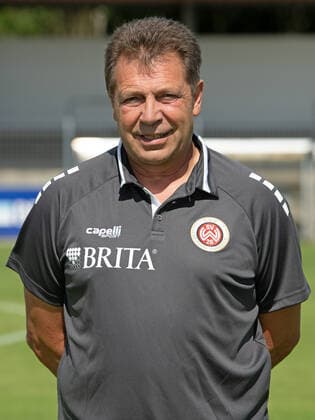 19.08.2020, xjhx, Fussball 3.Liga, SV Wehen Wiesbaden - Fototermin Saison 2020 21 emspor, PortraÌˆttermin 2020 2021, Gerhard Eckel (Betreuer) Wiesbaden