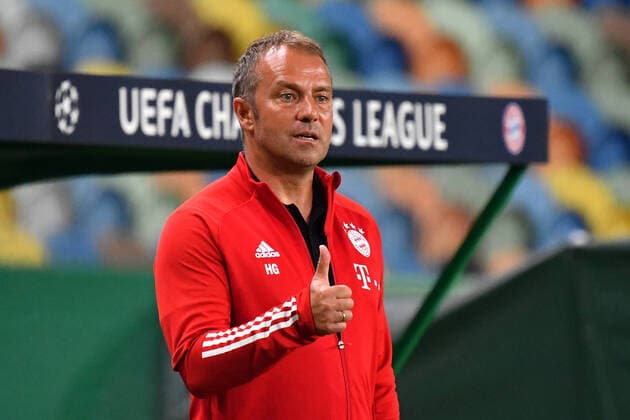 Hans Dieter Flick (Hansi ,Trainer Bayern Muenchen), thumb up,Daumen hoch. Einzelbild,angeschnittenes Einzelmotiv, Halbfigur,halbe Figur. Fussball Champions League, Halbfinale, Olympique Lyon - FC Bayern Muenchen (M) 0-3, am 19.08.2020 im Estadio Jose Alvalade in Lissabon Portugal. FOTO: Frank Hoermann SVEN SIMON Pool NO use of any use photographs as image sequences and or quasi-video Editorial Use ONLY National and International News Agencies OUT