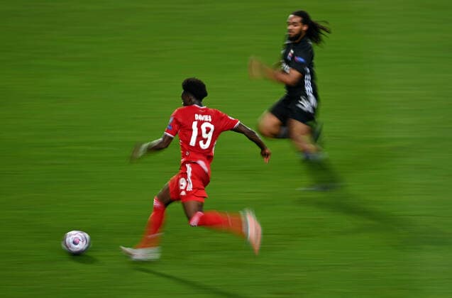 FOOTBALL : Bayern Munich vs Olympique Lyonnais - 1 2 - Phase finale - UEFA Ligue des Champions - Final 8 - Lisbonne - 19 08 2020 LISBON, PORTUGAL - AUGUST 19: Alphonso Davies of Bayern Munich runs with the ball during the UEFA Champions League Semi Final match between Olympique Lyonnais and Bayern Munich at Estadio Jose Alvalade on August 19, 2020 in Lisbon, Portugal. Lisbonne Portugal