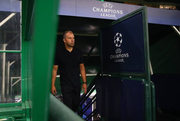 FOOTBALL : Bayern Munich vs Olympique Lyonnais - 1 2 - Phase finale - UEFA Ligue des Champions - Final 8 - Lisbonne - 19 08 2020 LISBON, PORTUGAL - AUGUST 19: Hans-Dieter Flick, Head Coach of Bayern Munich walk out for second half during the UEFA Champions League Semi Final match between Olympique Lyonnais and Bayern Munich at Estadio Jose Alvalade on August 19, 2020 in Lisbon, Portugal. Lisbonne Portugal