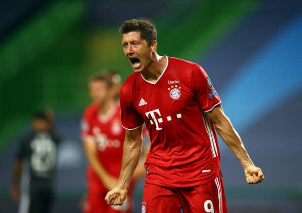 FOOTBALL : Bayern Munich vs Olympique Lyonnais - 1 2 - Phase finale - UEFA Ligue des Champions - Final 8 - Lisbonne - 19 08 2020 LISBON, PORTUGAL - AUGUST 19: Robert Lewandowski of Bayern Munich celebrates after scoring his team s third goal during the UEFA Champions League Semi Final match between Olympique Lyonnais and Bayern Munich at Estadio Jose Alvalade on August 19, 2020 in Lisbon, Portugal. Lisbonne Portugal