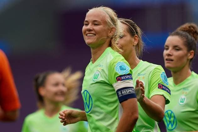 SAN SEBASTIAN, SPAIN, AUG 21: Pernille Harder ( 22 Wolfsburg) smiling after her 4th goal during the UEFA Women?s Champions League football match (Quarter Final) between Glasgow City and VfL Wolfsburg. Daniela Porcelli SPP Glasgow City v VfL Wolfsburg 