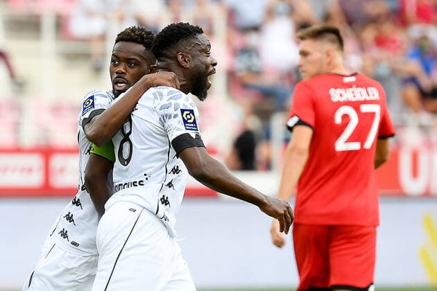 JOIE - 08 ISMAEL TRAORE (SCO) - 25 ABDOULAYE BAMBA (SCO) FOOTBALL : Dijon vs Angers - Ligue 1 Uber Eats - 22 08 2020 FEP Panoramic 